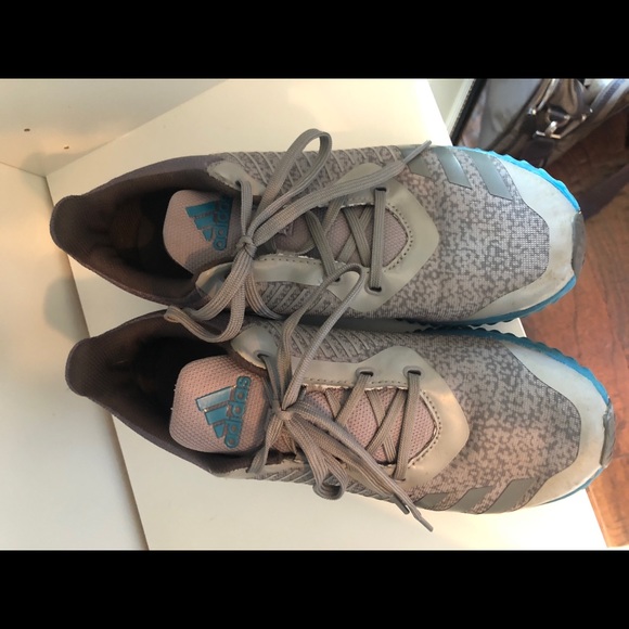 Adidas Boys Tennis Shoes Size 4.5 - Picture 4 of 4